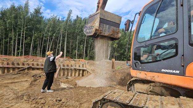 Надежный дробильный ковш для сельского хозяйства и торфоразработок